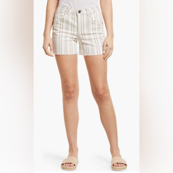 NEW…Wit & Wisdom Ab Solution High Waist Raw Hem Short - Picture 1 of 5